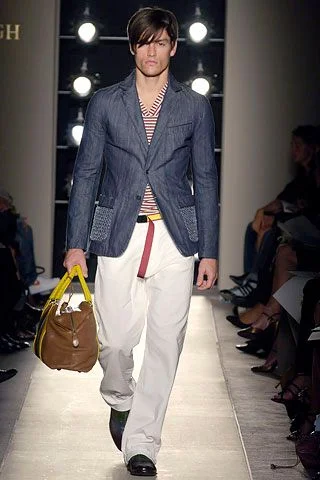 Look 16